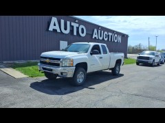 BUY CHEVROLET SILVERADO 2500HD 2013 4WD EXT CAB 144.2